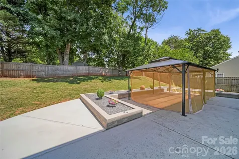 1721 Canebrook Glen York SC 29745