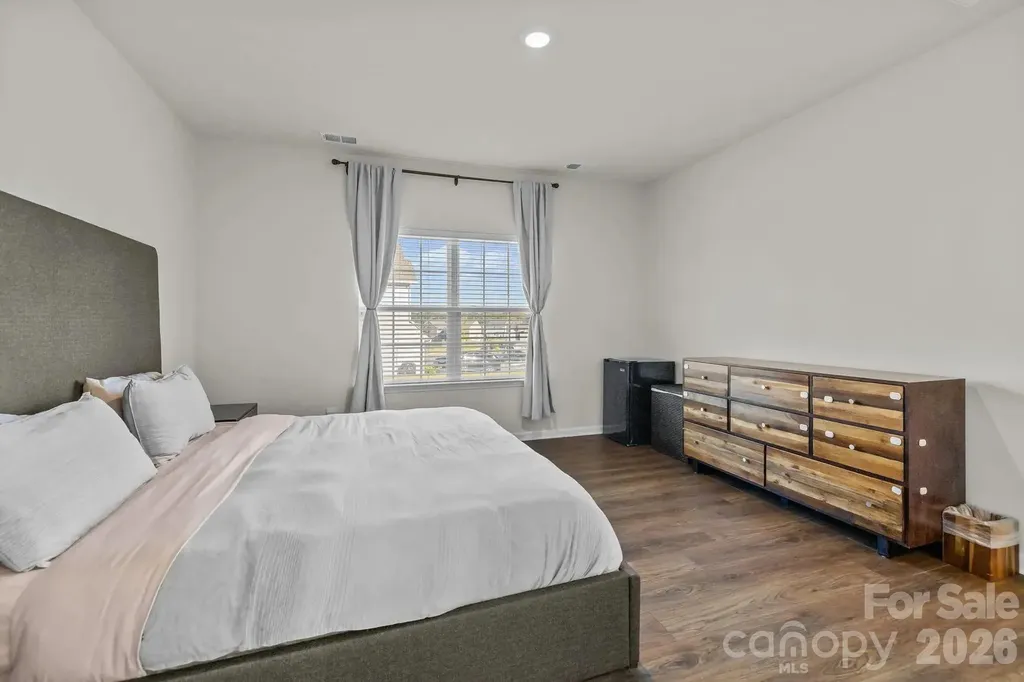 18045 Stark Way Charlotte NC 28278