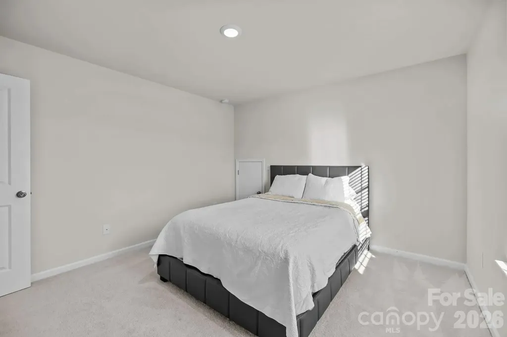 18045 Stark Way Charlotte NC 28278