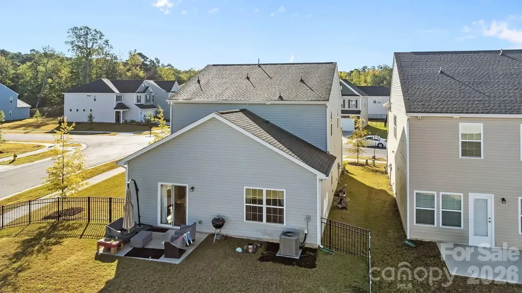 18045 Stark Way Charlotte NC 28278