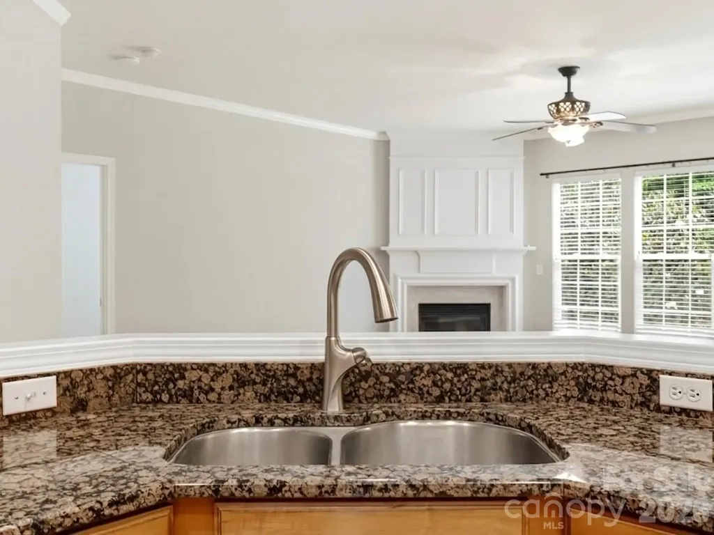 2147 Ashley River Road Waxhaw NC 28173