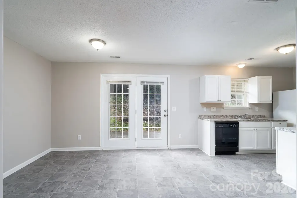 8016 Bronze Pike Drive Charlotte NC 28273