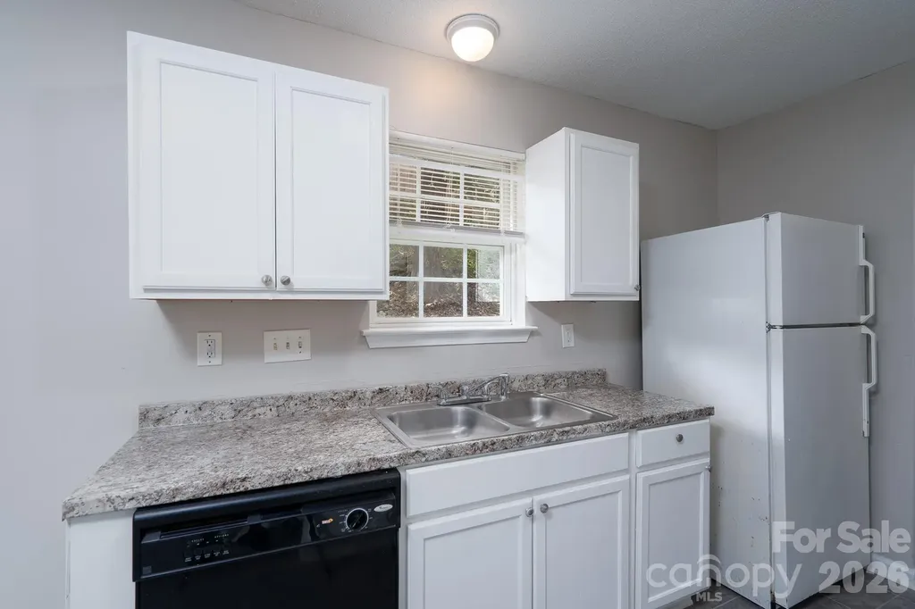 8016 Bronze Pike Drive Charlotte NC 28273