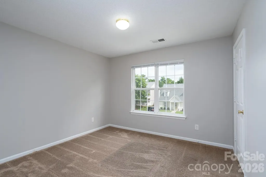 8016 Bronze Pike Drive Charlotte NC 28273