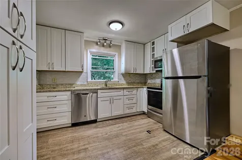 556 Shortoff Road Highlands NC 28741