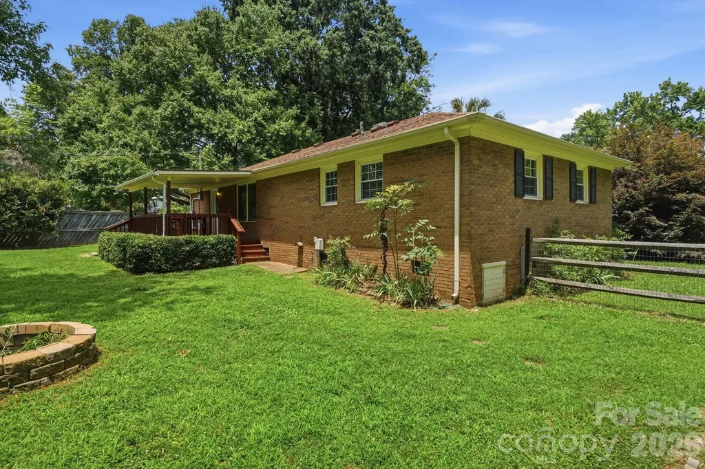 218 Drye Lane Matthews NC 28104