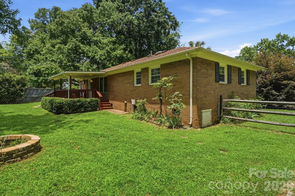 218 Drye Lane Matthews NC 28104