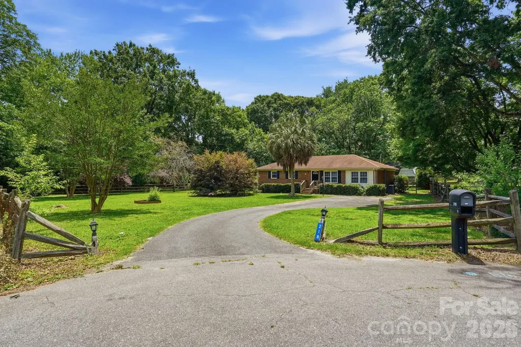 218 Drye Lane Matthews NC 28104