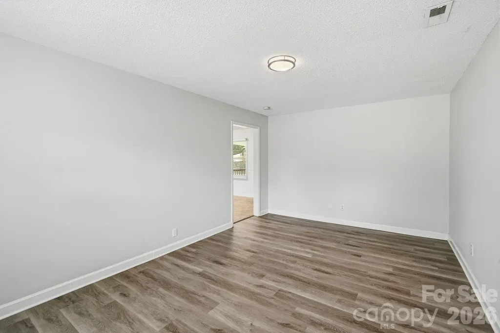 218 Drye Lane Matthews NC 28104