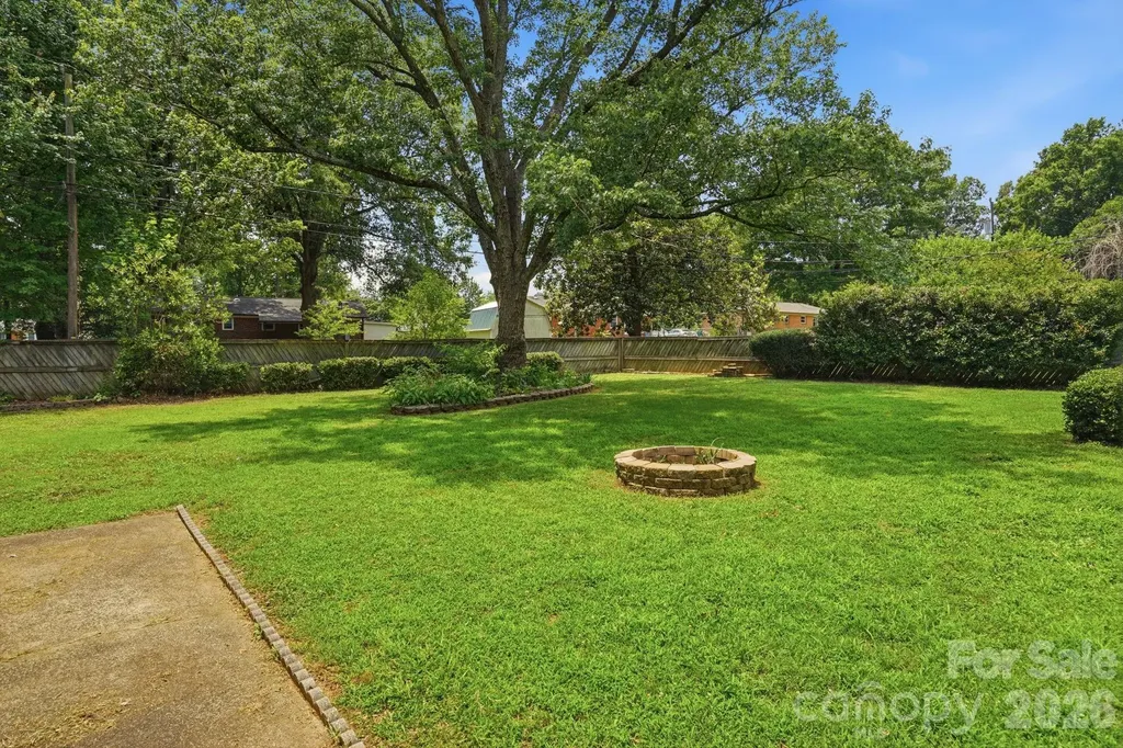 218 Drye Lane Matthews NC 28104