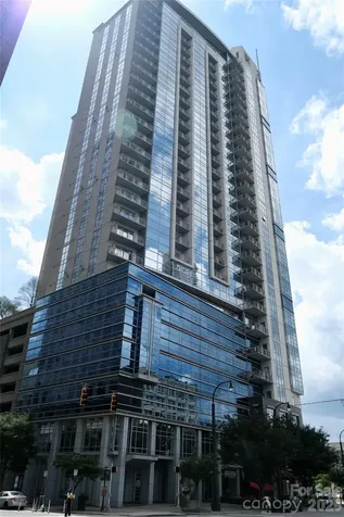 333 W Trade Street Charlotte NC 28202
