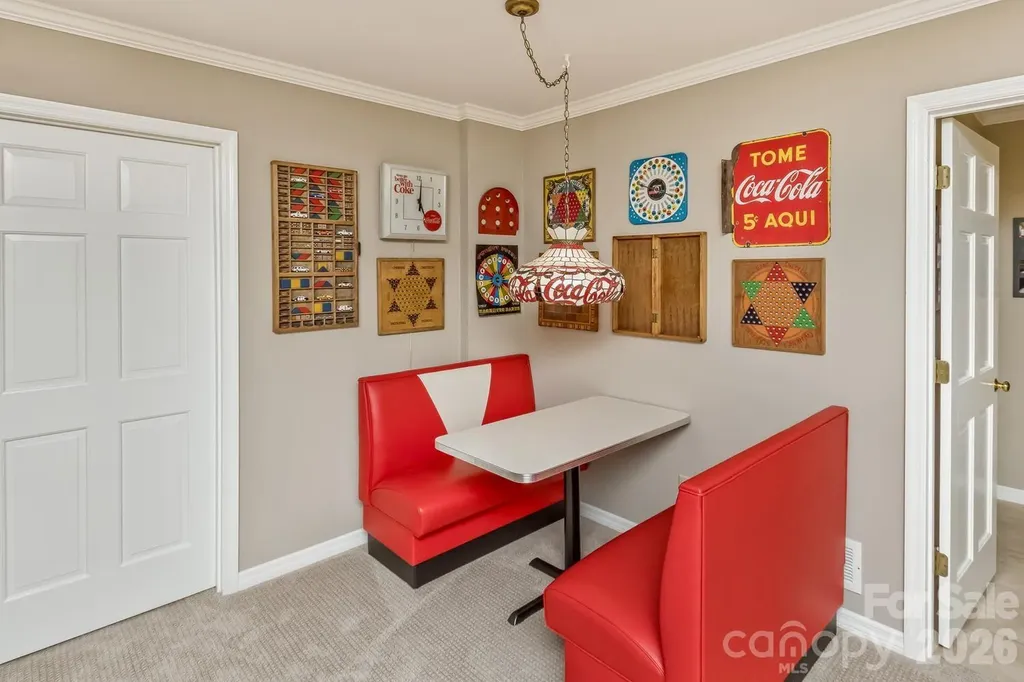 9 Ridge Terrace Asheville NC 28804