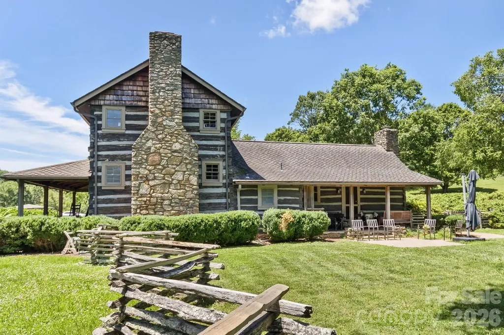 9 Ridge Terrace Asheville NC 28804