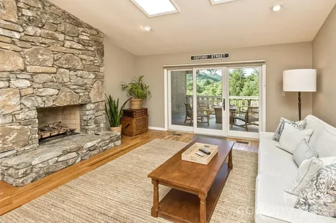 9 Ridge Terrace Asheville NC 28804