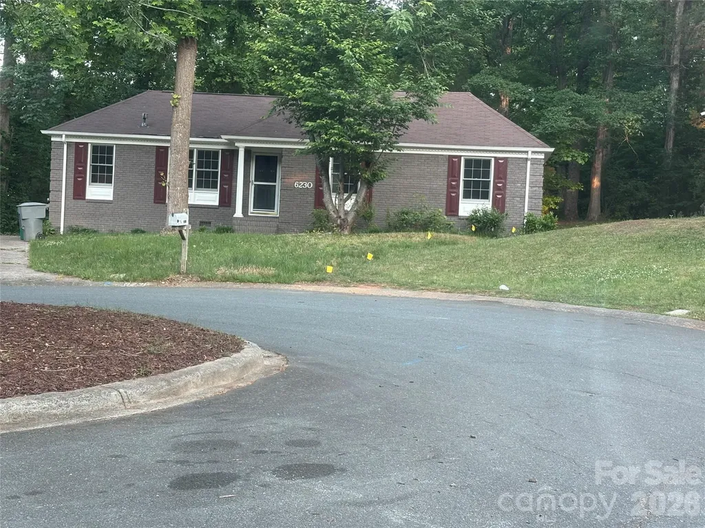 6230 Cross Creek Lane Charlotte NC 28212