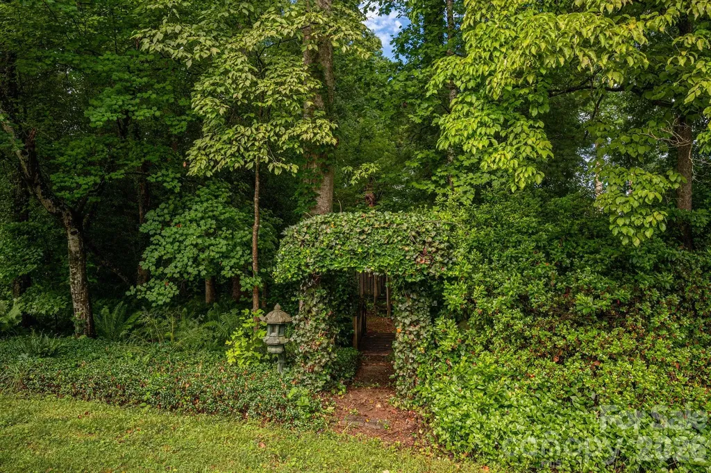 209 Hillsboro Road Taylorsville NC 28681