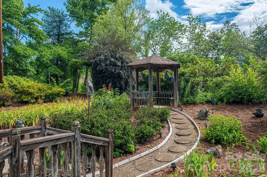 209 Hillsboro Road Taylorsville NC 28681
