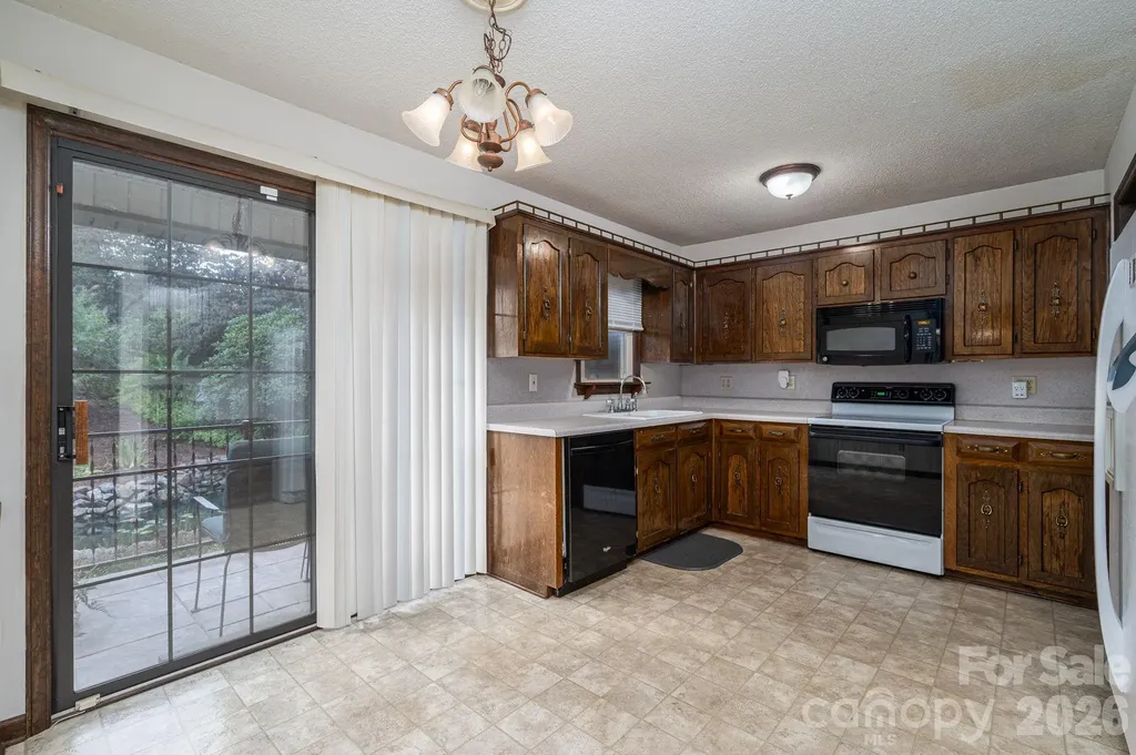 209 Hillsboro Road Taylorsville NC 28681