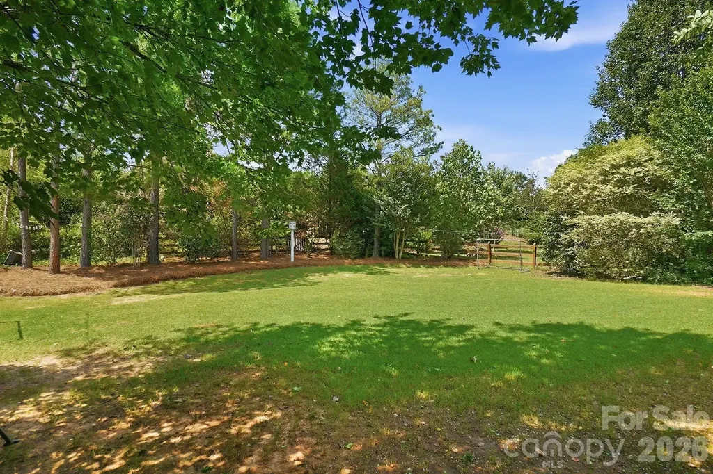 8120 Madrigal Court Waxhaw NC 28173