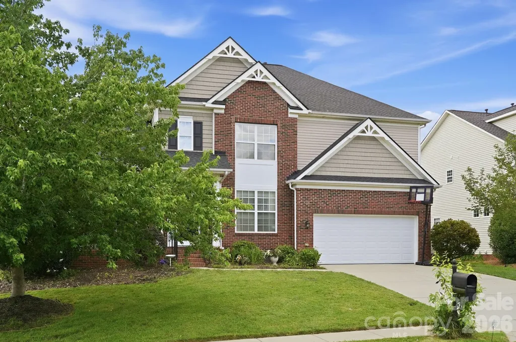 8120 Madrigal Court Waxhaw NC 28173