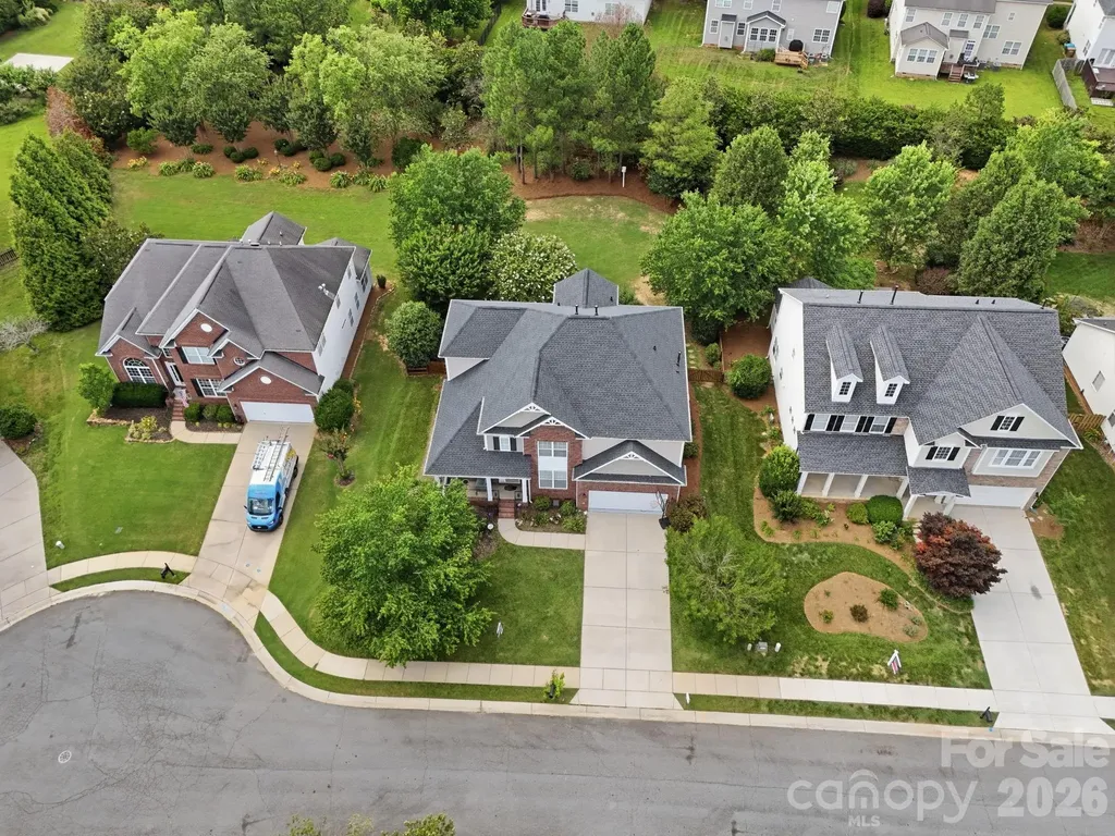 8120 Madrigal Court Waxhaw NC 28173