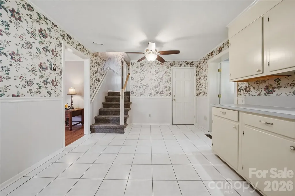 8035 Old Nc 10 Hickory NC 28602