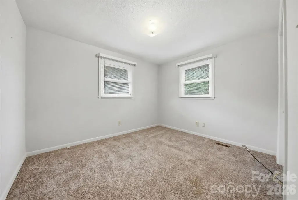 8035 Old Nc 10 Hickory NC 28602