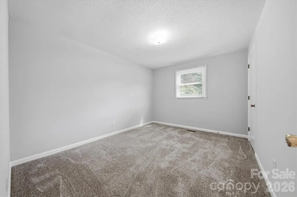 8035 Old Nc 10 Hickory NC 28602