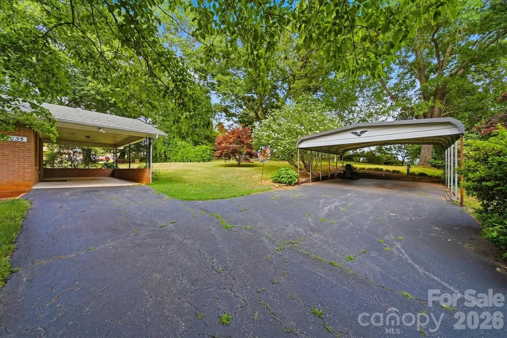8035 Old Nc 10 Hickory NC 28602