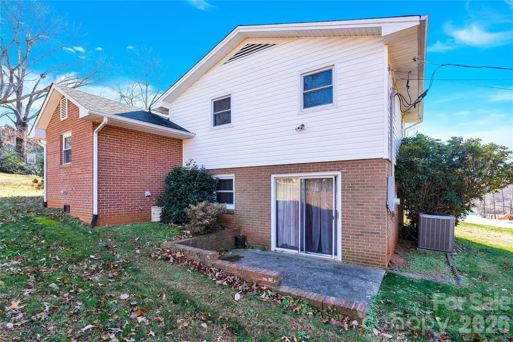 8035 Old Nc 10 Hickory NC 28602