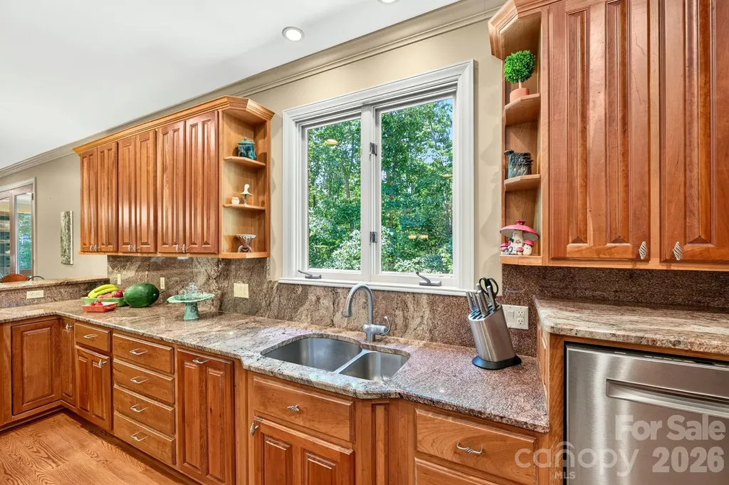 25 Whitaker View Road Fairview NC 28730