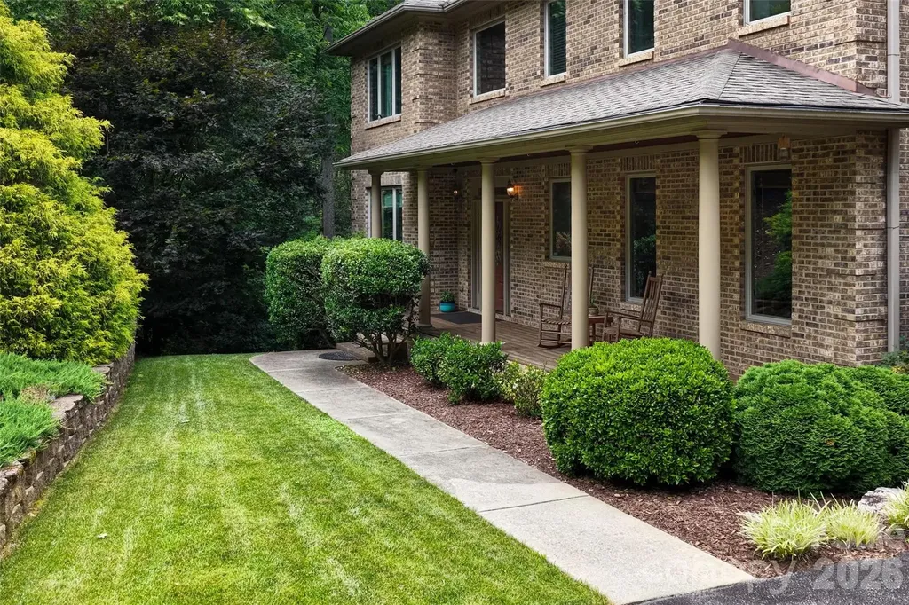 25 Whitaker View Road Fairview NC 28730