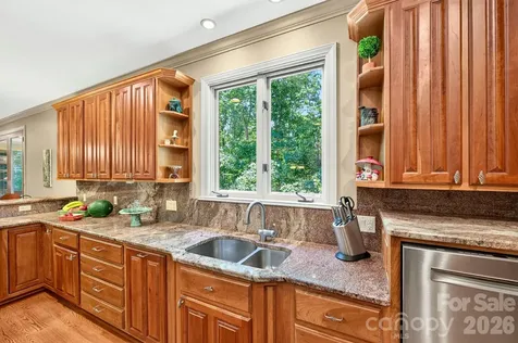 25 Whitaker View Road Fairview NC 28730