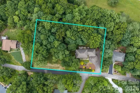 25 Whitaker View Road Fairview NC 28730