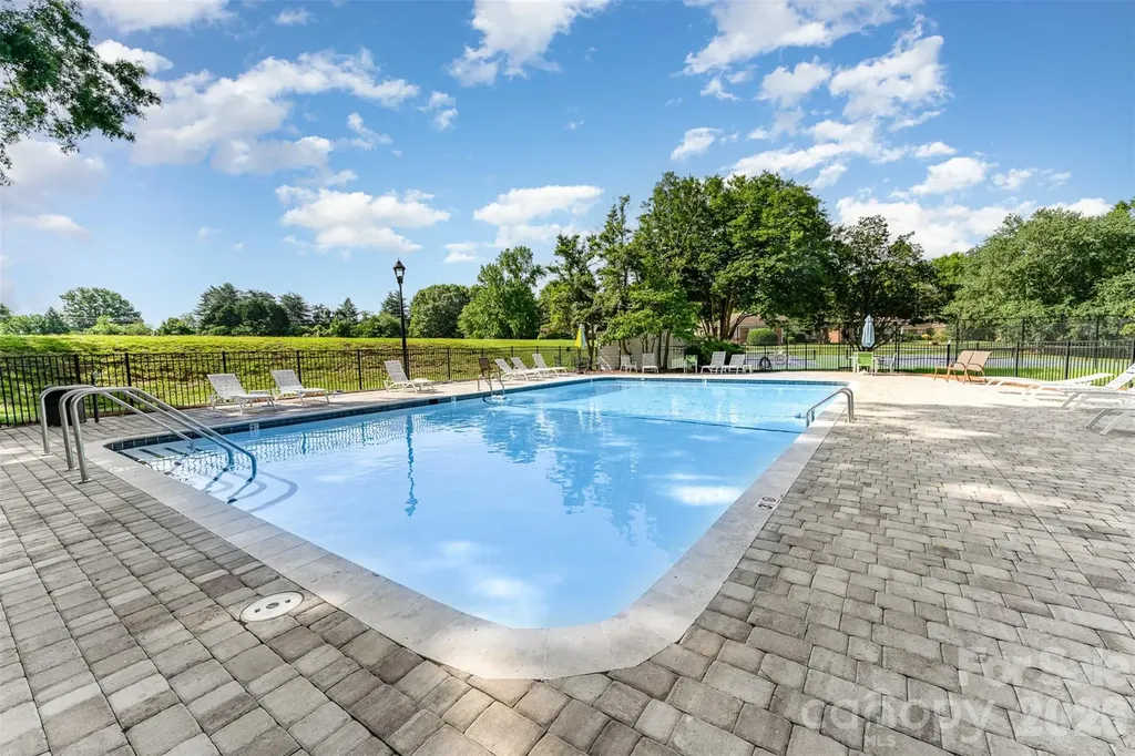 7026 Quail Hill Road Charlotte NC 28210