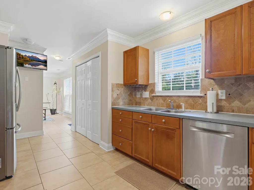 7313 Mapleridge Drive Charlotte NC 28210