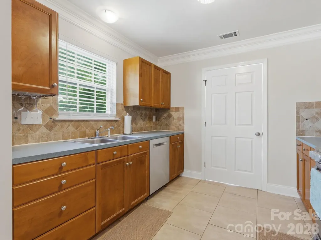 7313 Mapleridge Drive Charlotte NC 28210