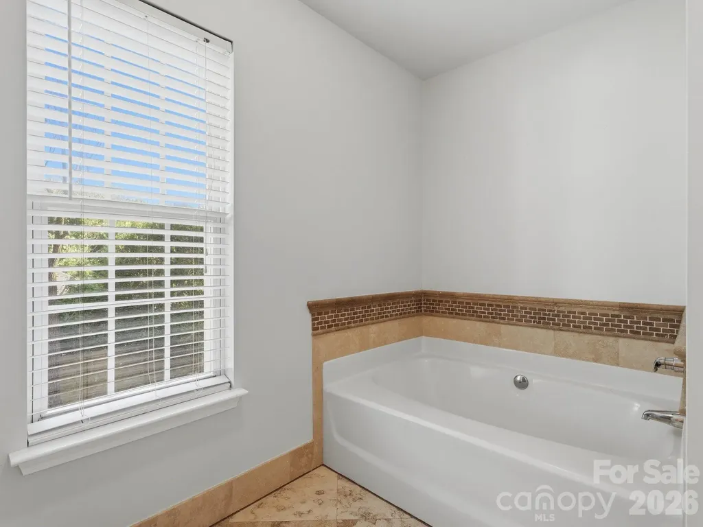 7313 Mapleridge Drive Charlotte NC 28210