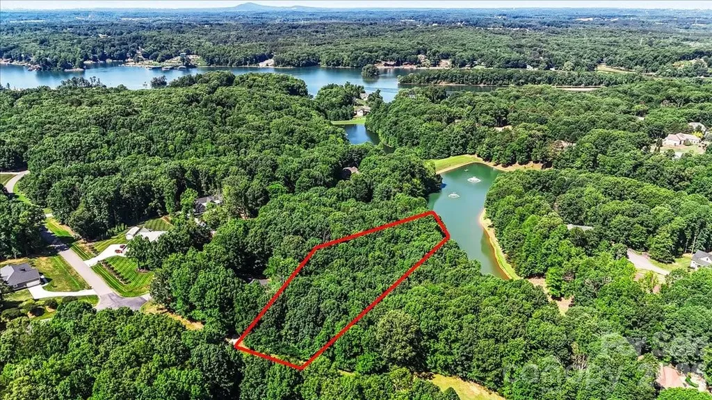 113 N Harbor Watch Drive Statesville NC 28677