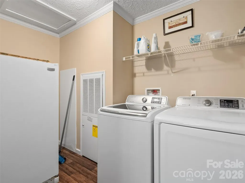 193 Tipstill Cove Waynesville NC 28786