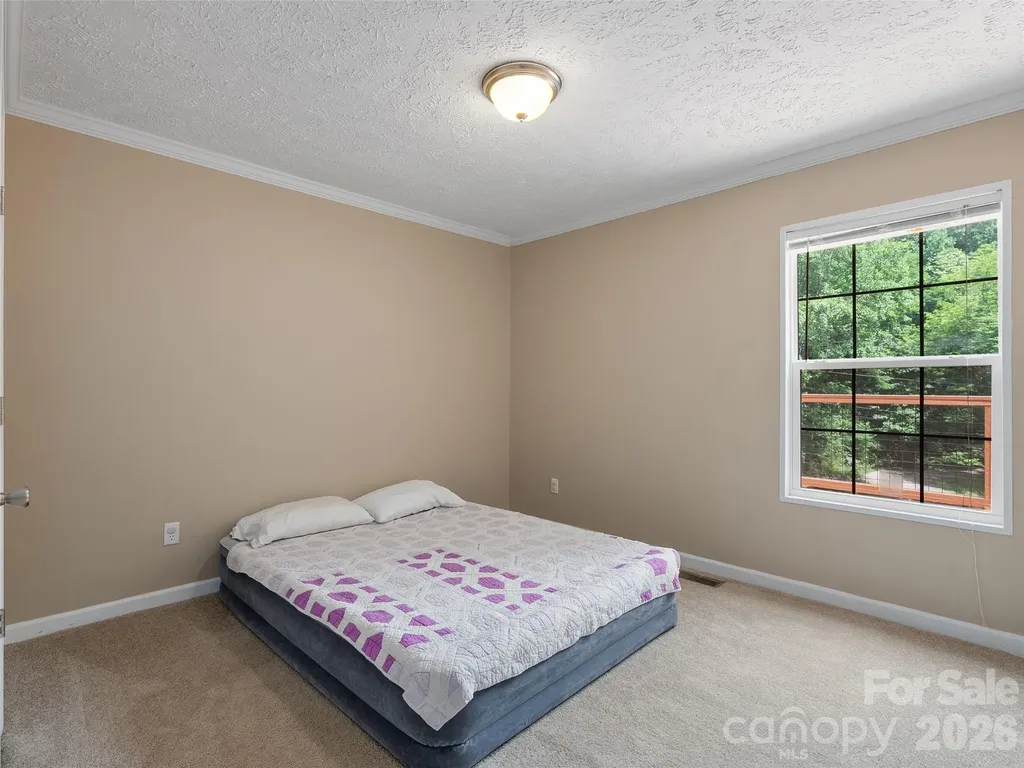 193 Tipstill Cove Waynesville NC 28786