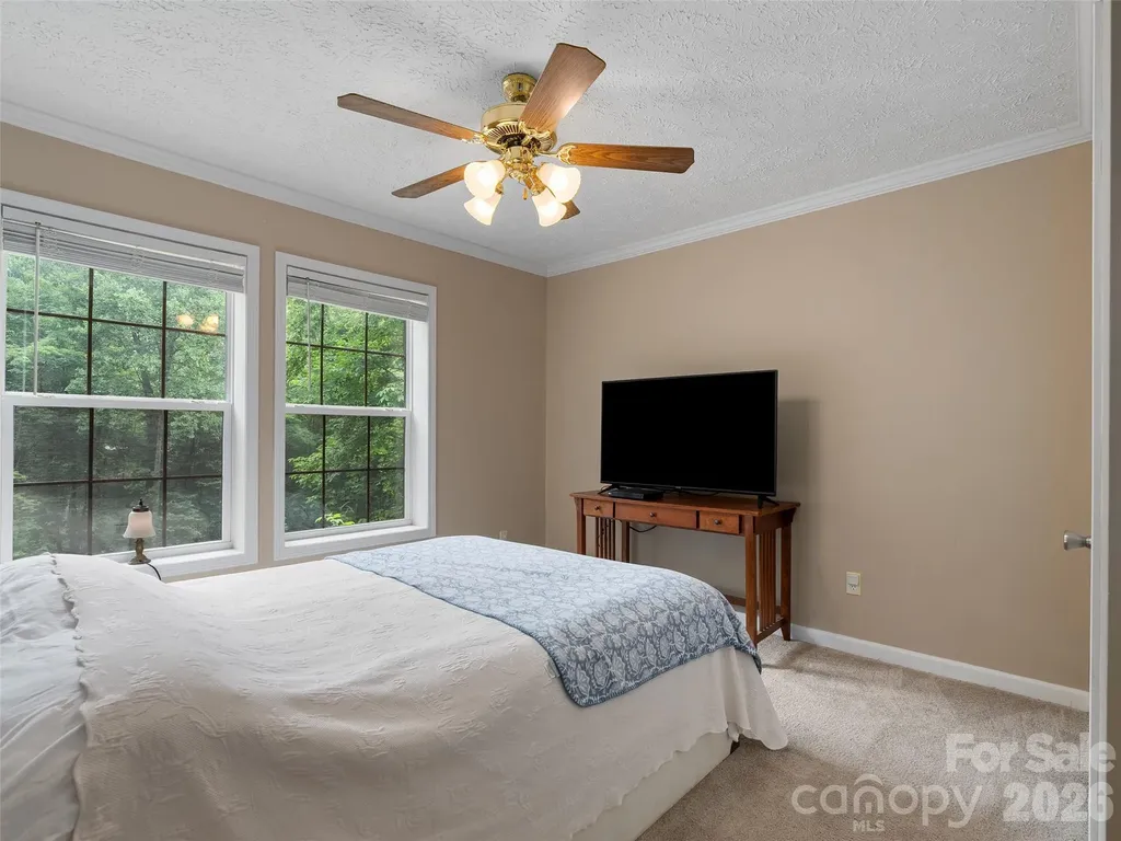 193 Tipstill Cove Waynesville NC 28786