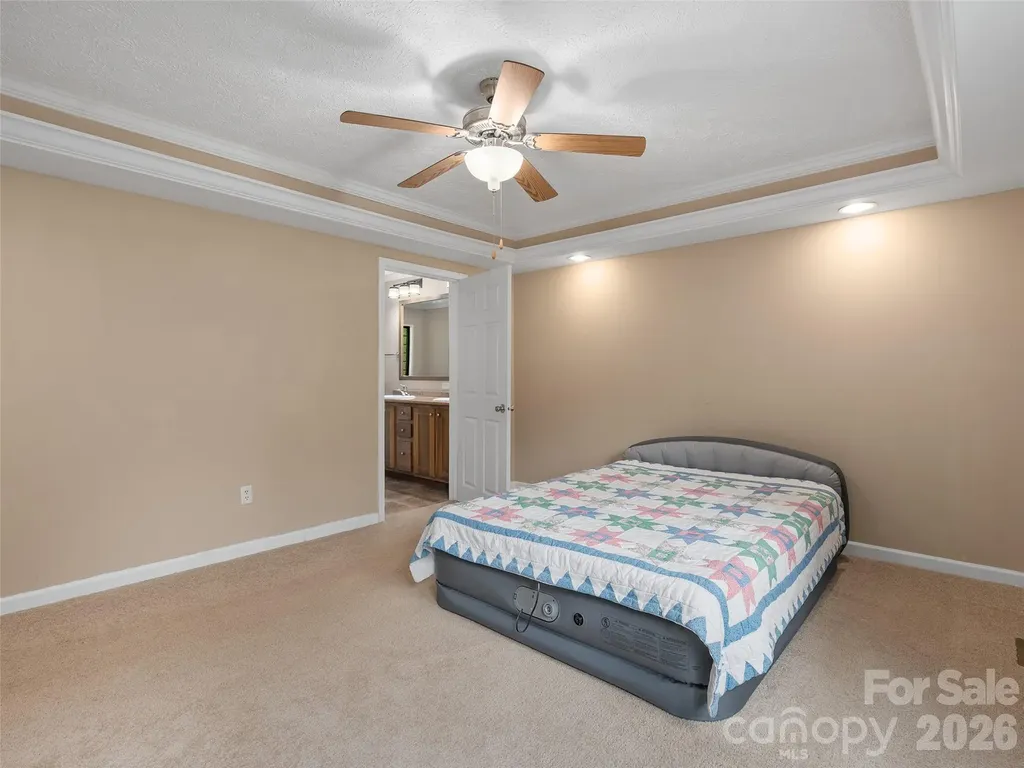 193 Tipstill Cove Waynesville NC 28786