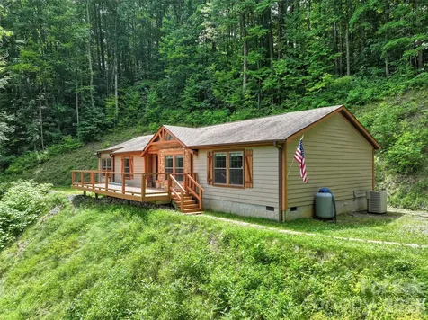 193 Tipstill Cove Waynesville NC 28786