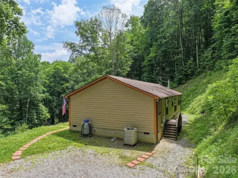 193 Tipstill Cove Waynesville NC 28786