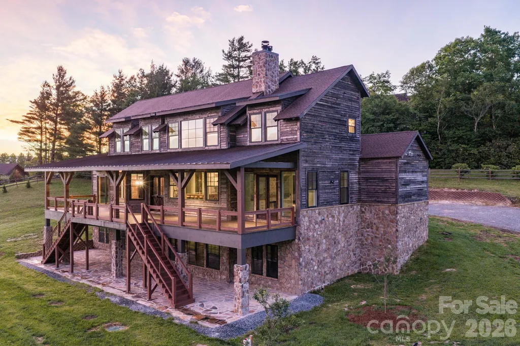 119 Summer Dale Drive Blowing Rock NC 28605