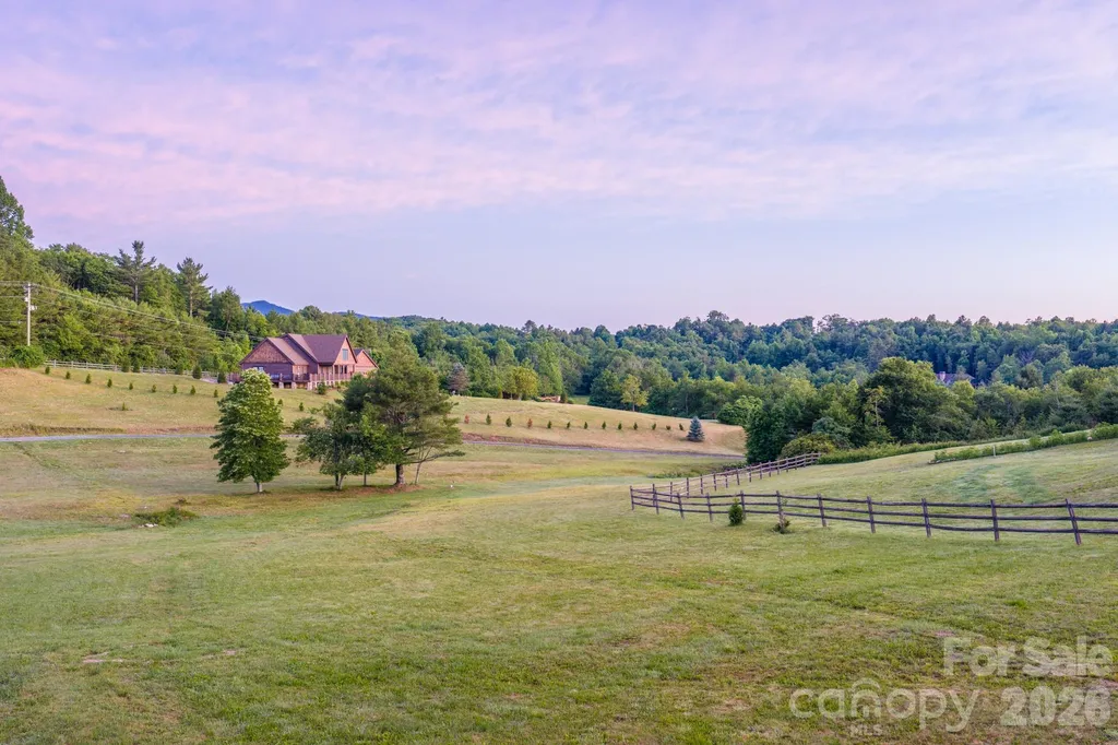 119 Summer Dale Drive Blowing Rock NC 28605