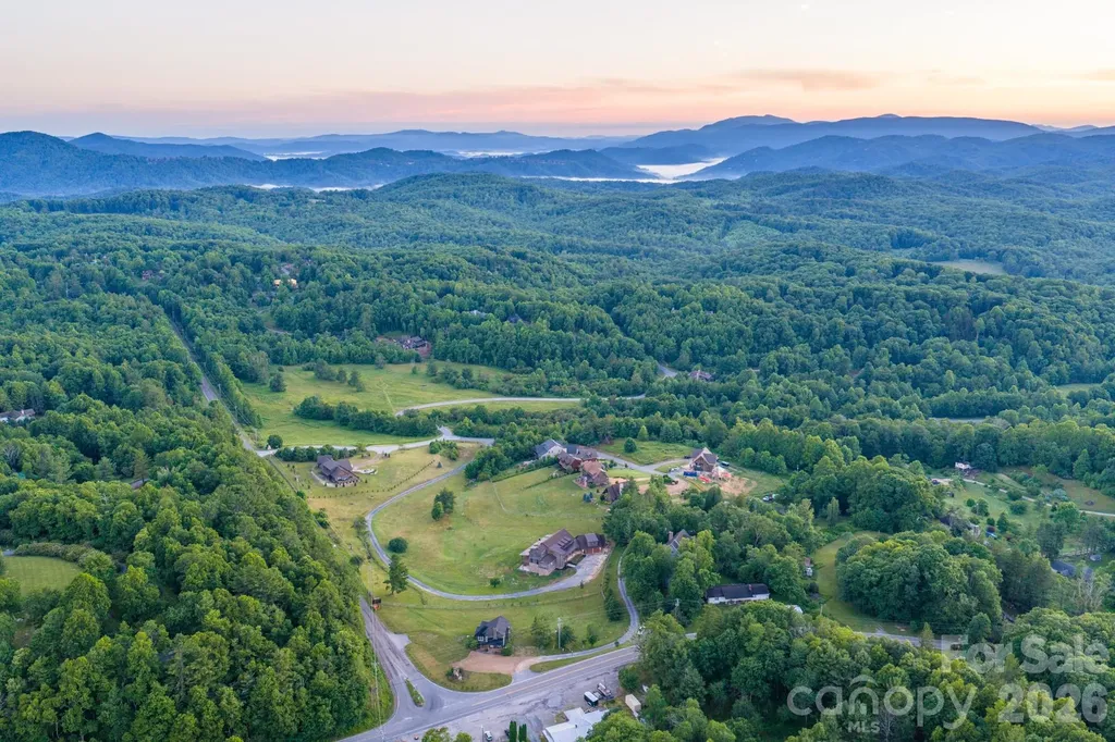 119 Summer Dale Drive Blowing Rock NC 28605