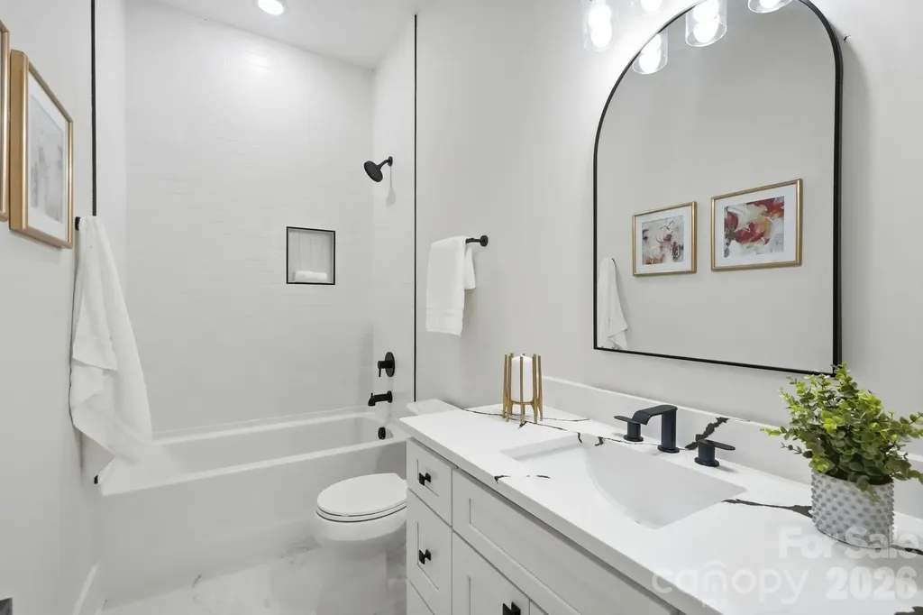 1106 Brookhurst Drive Charlotte NC 28205