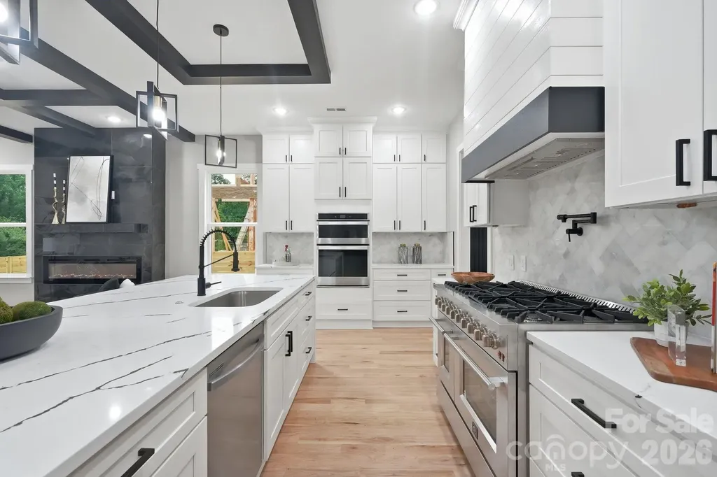 1106 Brookhurst Drive Charlotte NC 28205